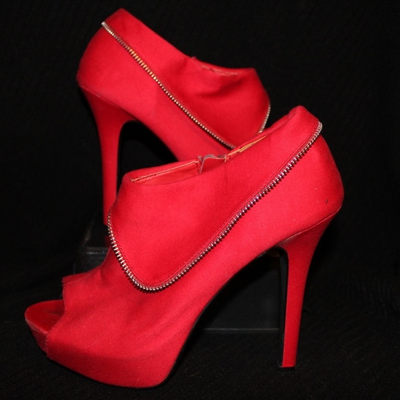 Body Central Like New Red Booties Heels - Picture 2 of 4